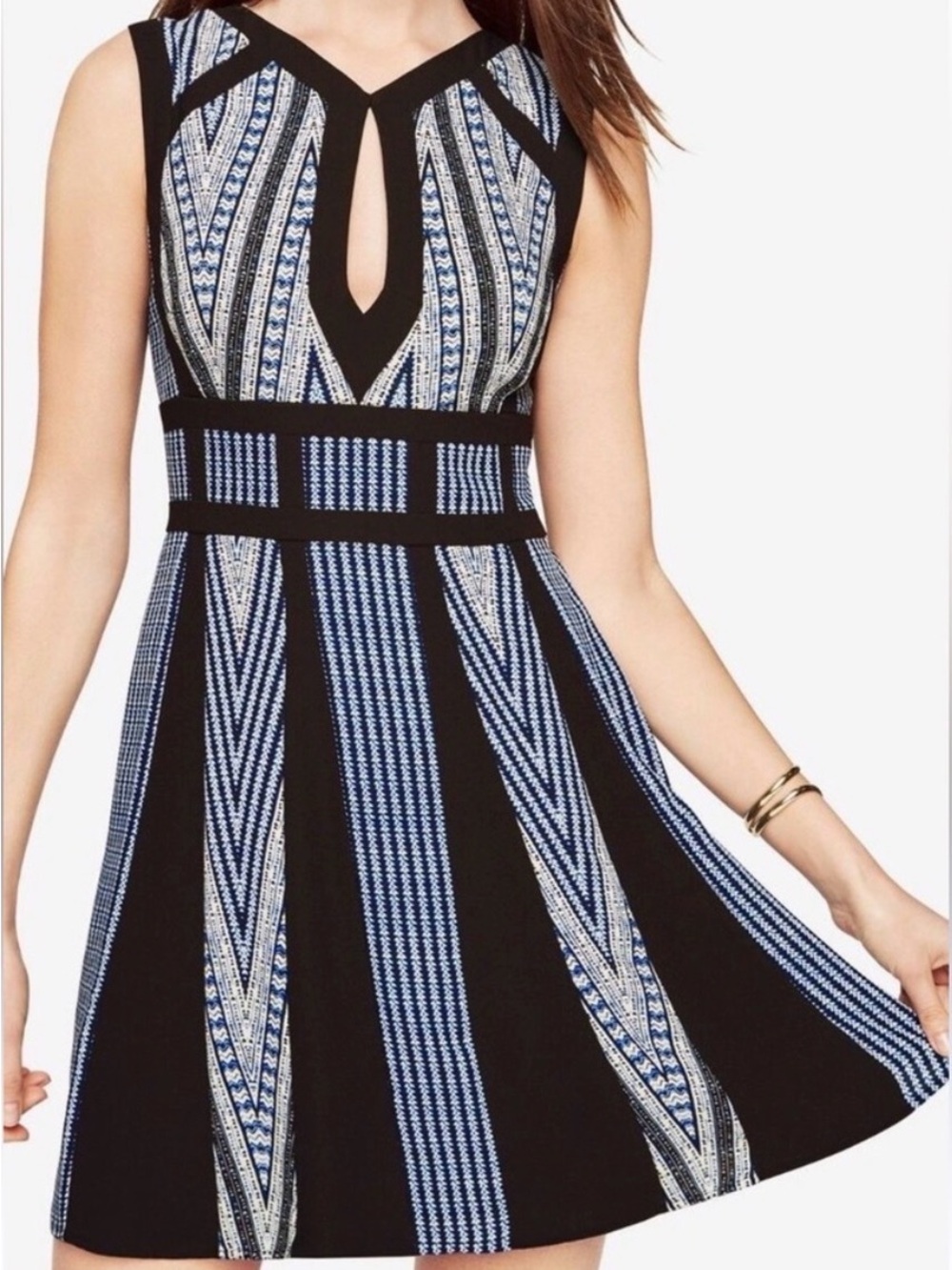 BCBGMaxAzria Black and Blue Patterned Sleeveless Keyhole Dress